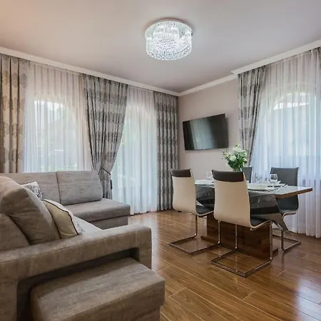 아파트 Zakopianskie Tarasy Spa, Odkryj-zakopane *